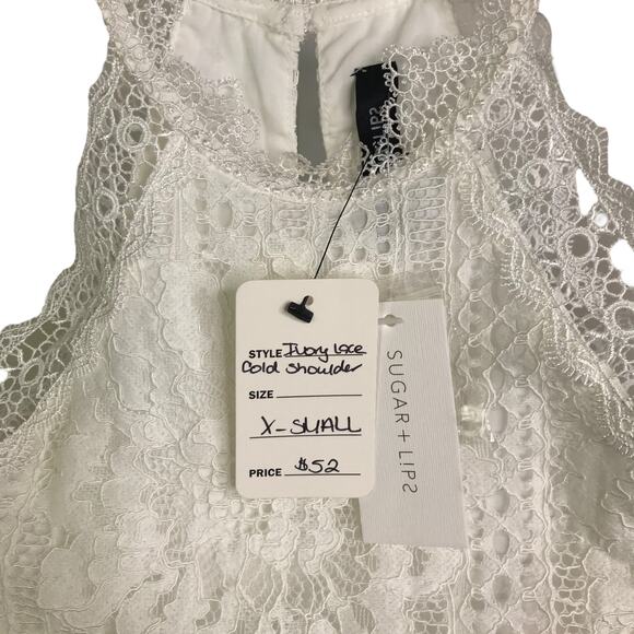 Sugar Lips Blouse Womens Size XS Ivory Lace Cold Shoulder Halter Neck NWT $52 - Picture 2 of 10